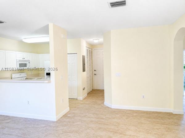 Fiji, 230 SE 29th Ave #1, Homestead, Florida 33033, image 3