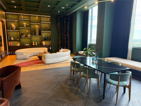 11 NE 6th St #802, Miami, Florida 33132, image 2