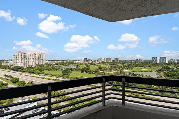 Mystic Pointe Tower 600, 3400 NE 192nd St #1707, Aventura, Florida 33180, image 1