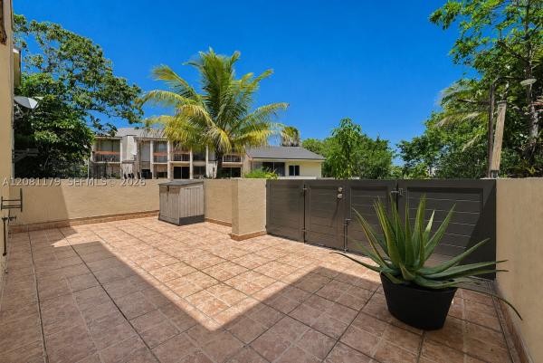 9133 Fontainebleau Blvd #5, Unincorporated Dade County, Florida 33172, image 3