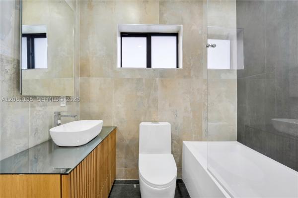 Granada, 728 Majorca Ave, Coral Gables, Florida 33134, image 3