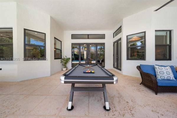 Pinecrest Mansions, 7250 SW 99th St, Pinecrest, Florida 33156, image 1