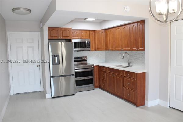 International, 6780 W 2nd Ct #401, Hialeah, Florida 33012, image 3