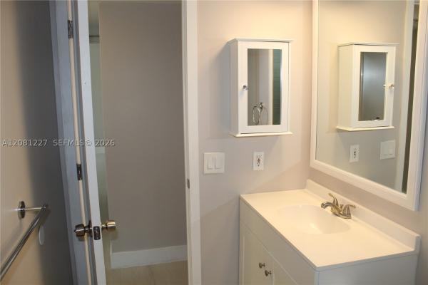 International, 6780 W 2nd Ct #401, Hialeah, Florida 33012, image 2