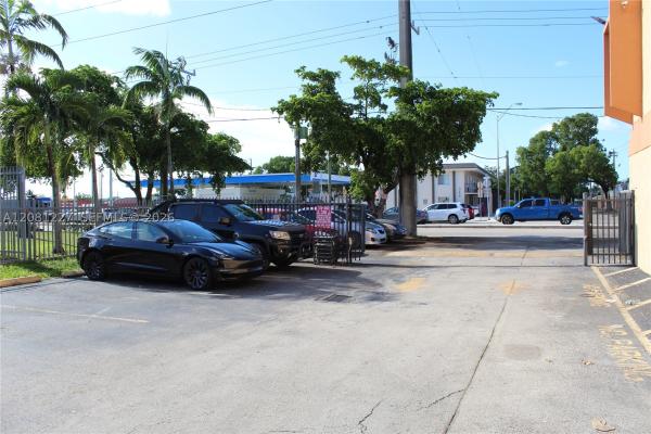 International, 6780 W 2nd Ct #401, Hialeah, Florida 33012, image 1