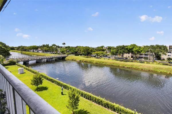 7787 SW 86th St #E-409, Unincorporated Dade County, Florida 33143, image 1