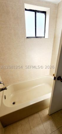 Alameda, 5500 W 21st Ct #204, Hialeah, Florida 33016, image 2
