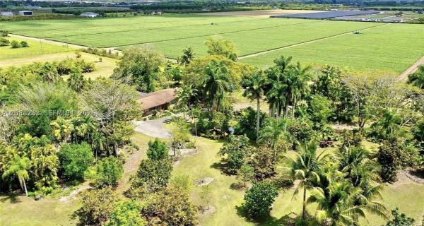 22700 SW 199th Ave, Unincorporated Dade County, Florida 33170, image 2