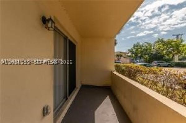 Capri Gardens, 11905 NE 2nd Ave #C102, North Miami, Florida 33161, image 3