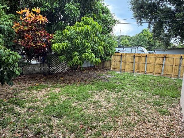 Fulford By The Sea, 1311 NE 157th St, North Miami Beach, Florida 33162, image 3