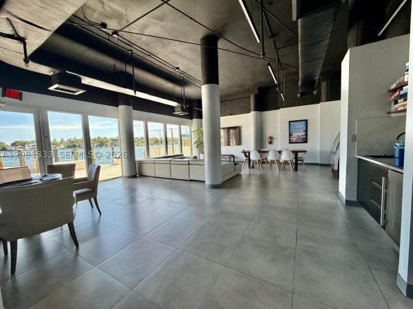 King Cole, 900 Bay Dr #615, Miami Beach, Florida 33141, image 3