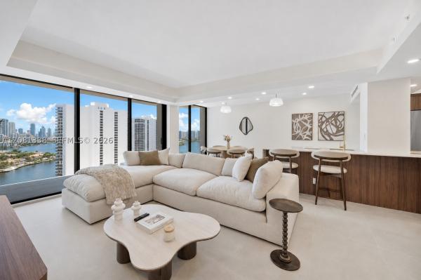Turnberry Towers, 19355 Turnberry Way #19F, Aventura, Florida 33180, image 3