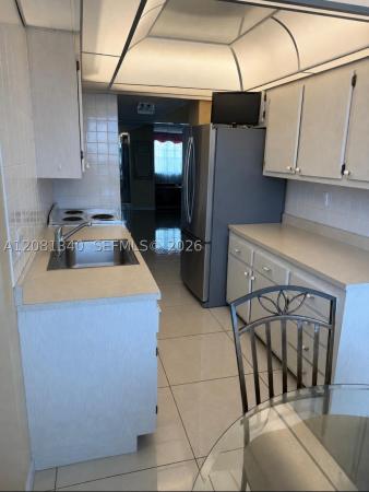 Winston Towers 100, 250 174th St #1420, Sunny Isles Beach, Florida 33160, image 2