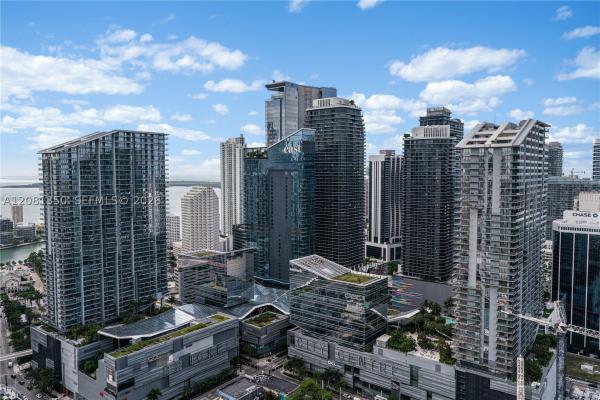 Mint At Riverfront, 92 SW 3rd St #4003, Miami, Florida 33130, image 1