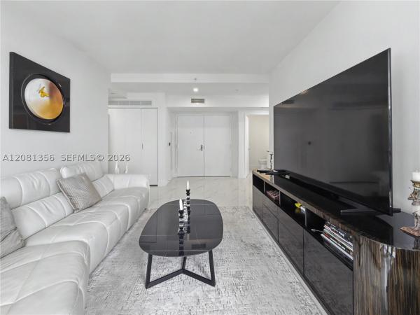 Miami, Florida 33137, image 1