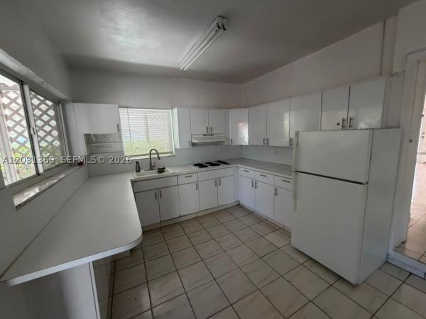 Grapeland Heights, 3500 NW 16th Ter, Miami, Florida 33125, image 1
