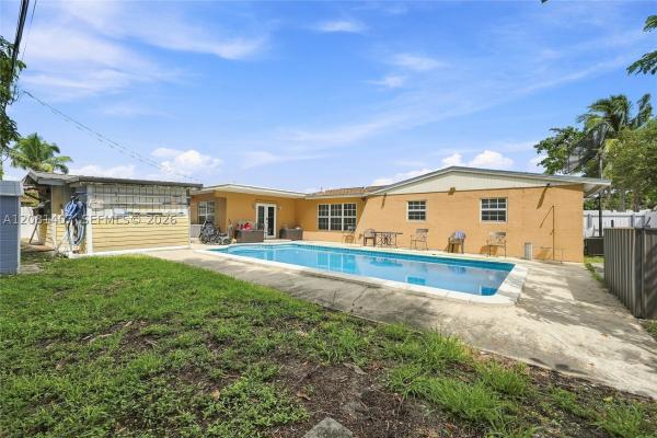 Carol City, 4470 NW 171st Ter, Miami Gardens, Florida 33055, image 3
