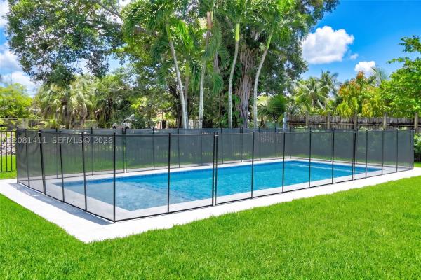 6853 S Waterway Dr, Unincorporated Dade County, Florida 33155, image 1