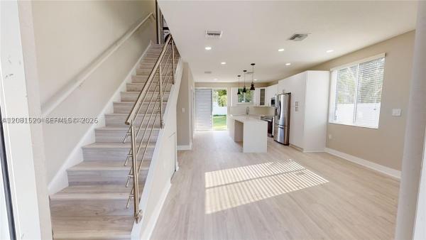 1284 NE 111th St, Unincorporated Dade County, Florida 33161, image 3