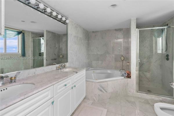 The Grandview, 5900 Collins Ave #2304, Miami Beach, Florida 33140, image 3