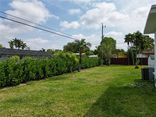 10275 SW 112th St, Unincorporated Dade County, Florida 33176, image 1
