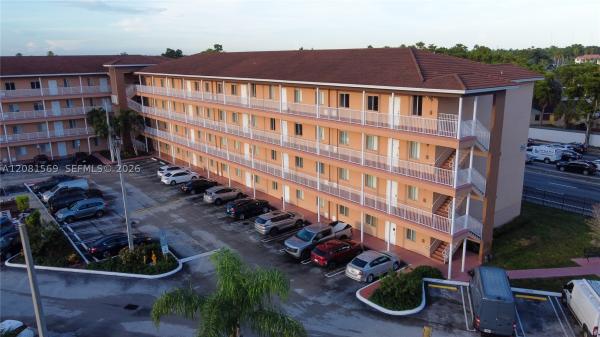 17350 NW 67th Ave #301, Hialeah, Florida 33015, image 2