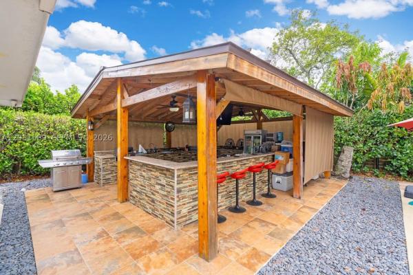 46 NE 164th St, Unincorporated Dade County, Florida 33162, image 3