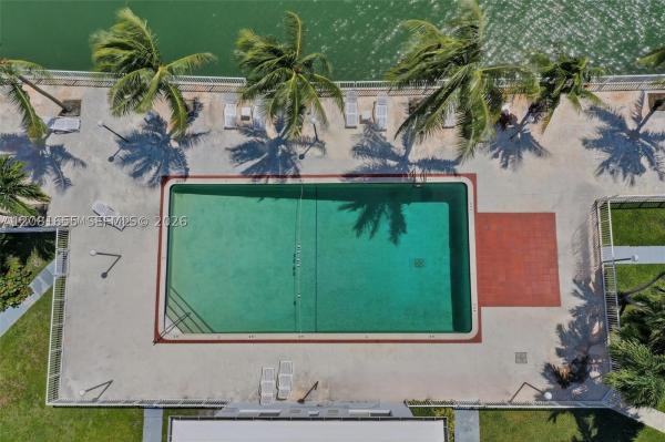 Island Point South, 7207 Bay Dr #25, Miami Beach, Florida 33141, image 1