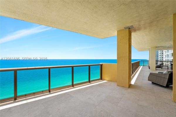 Sayan, 16275 Collins Ave #2101, Sunny Isles Beach, Florida 33160, image 3