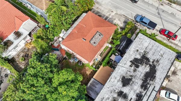Brickell Riverview, 984 SW 6th St, Miami, Florida 33130, image 2
