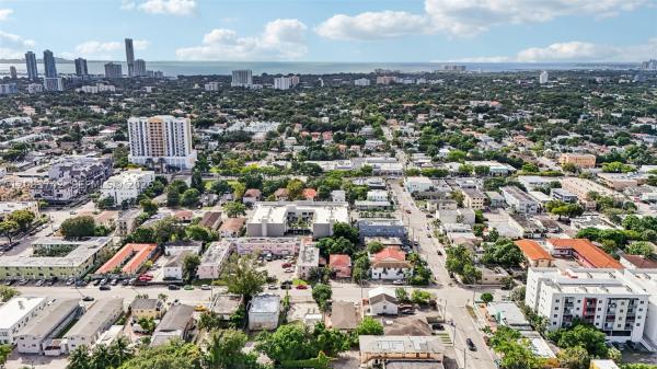 Brickell Riverview, 984 SW 6th St, Miami, Florida 33130, image 1