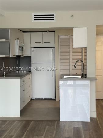 Brickell Key Two, 540 Brickell Key Dr #726, Miami, Florida 33131, image 3