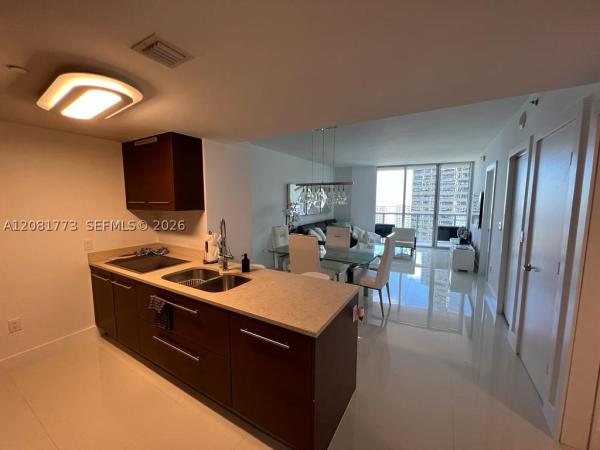 Icon Brickell Tower 3, 485 Brickell Ave #2109, Miami, Florida 33131, image 1