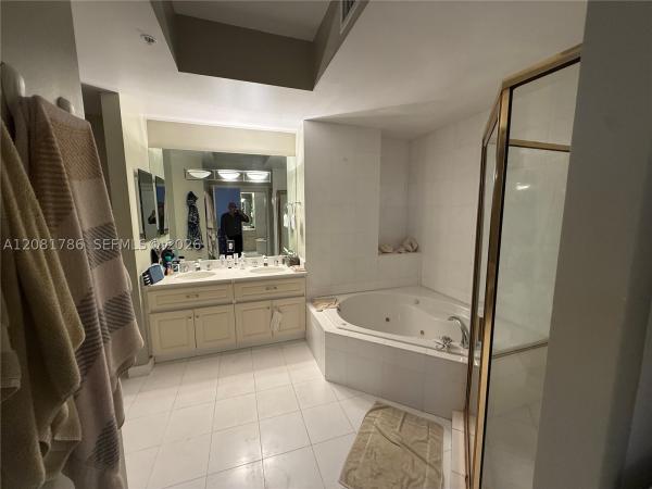 La Gorce Palace, 6301 Collins Ave #PH-4, Miami Beach, Florida 33141, image 1