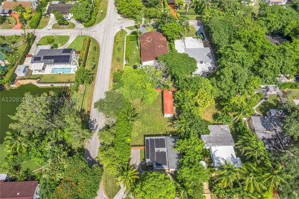 Cocoplum Terrace, 6401 SW 63rd Ct, South Miami, Florida 33143, image 2