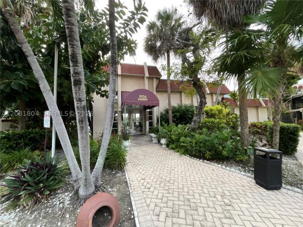 De Soto Park North, 2101 Atlantic Shores Blvd #507, Hallandale Beach, Florida 33009, image 1