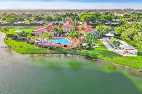 North Gate, 710 SE 22nd Ln, Homestead, Florida 33033, image 1