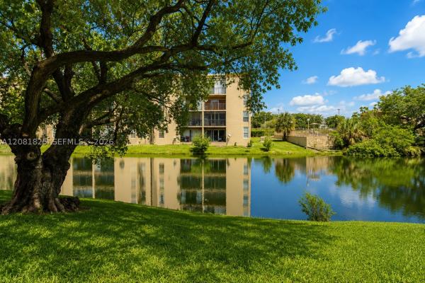 8895 Fontainebleau Blvd #103, Unincorporated Dade County, Florida 33172, image 1