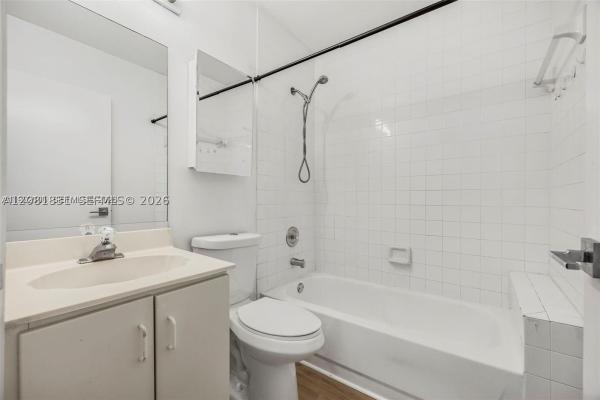 Saga Bay Townhomes, 8421 SW 209th St, Cutler Bay, Florida 33189, image 3
