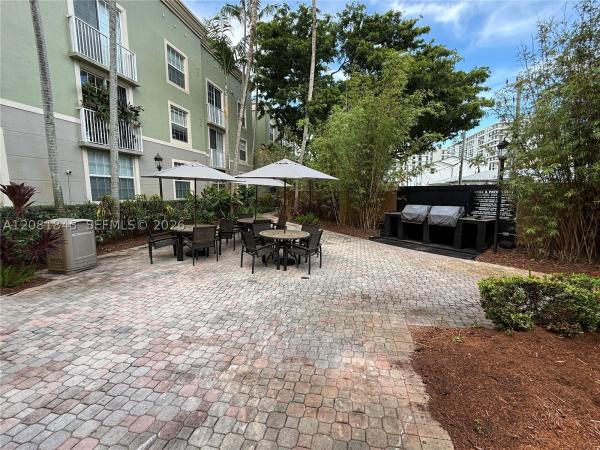Regent Park At Young Circle, 1919 Van Buren St #608A, Hollywood, Florida 33020, image 3