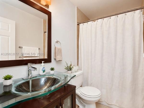 Villas At Lakeview, 5200 NW 31st Ave #153, Fort Lauderdale, Florida 33309, image 3
