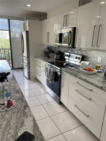 9410 W Flagler St #410, Unincorporated Dade County, Florida 33174, image 1