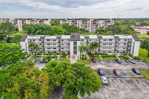 Abbey Village, 27 Abbey Ln #403, Delray Beach, Florida 33446, image 2