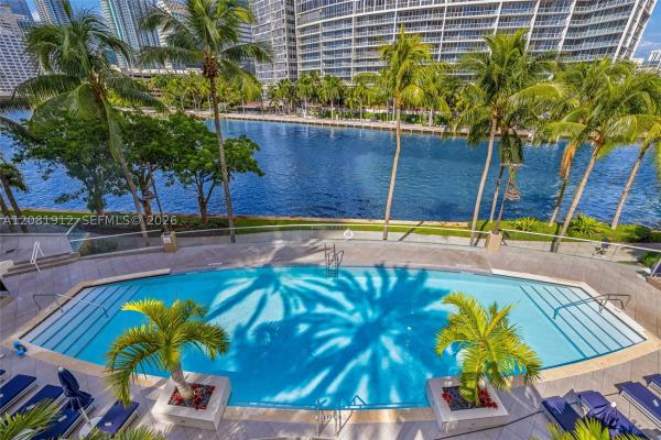 Carbonell, 901 Brickell Key Blvd #1001, Miami, Florida 33131, image 3