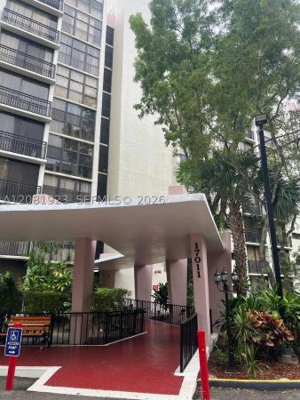 Plaza Of The Americas, 17011 N Bay Rd #106, Sunny Isles Beach, Florida 33160, image 3
