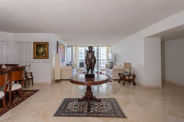 Sands Pointe, 16711 N Collins Ave #1704, Sunny Isles Beach, Florida 33160, image 2