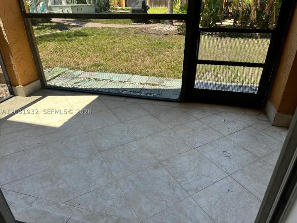 12642 Kenwood Ln #B, Fort Myers, Florida 33907, image 3