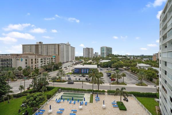 Granada House Apartments, 201 N Ocean Blvd #801, Pompano Beach, Florida 33062, image 3