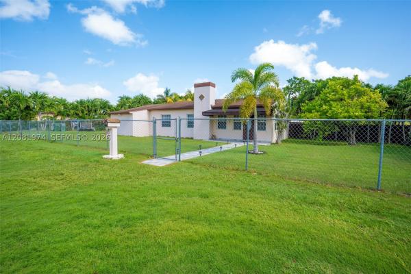 North Diamond Park, 141 NE 14th St, Homestead, Florida 33030, image 1