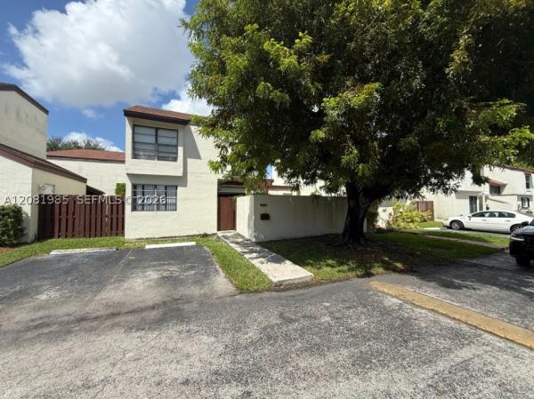 9764 NW 4th Ln, Unincorporated Dade County, Florida 33172, image 1